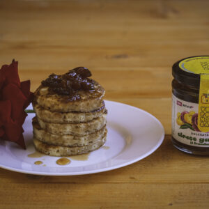 dulceata de cirese galbene cu trandafiri